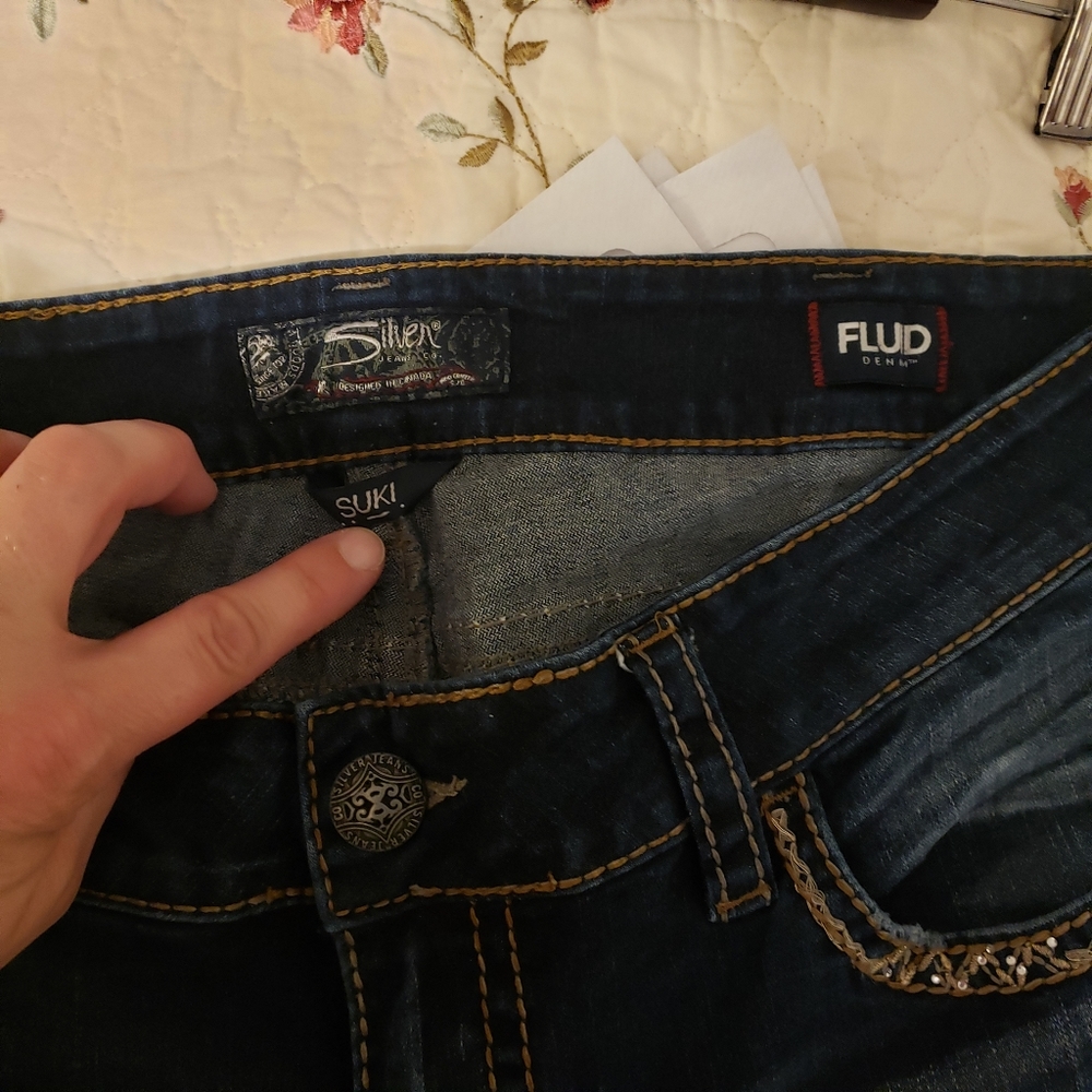 Silver suki jeans size 18 33 length like new
